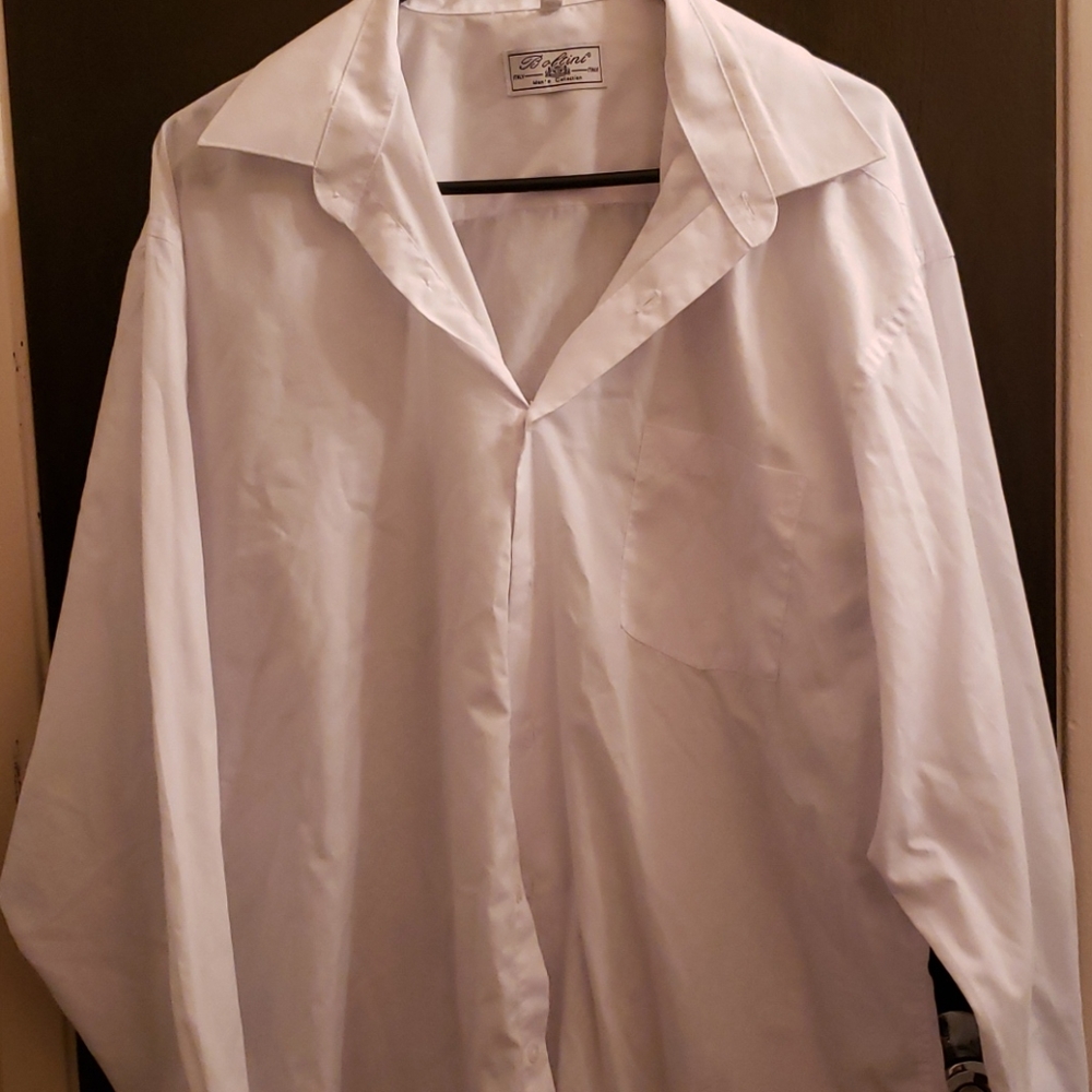 White dress shirt